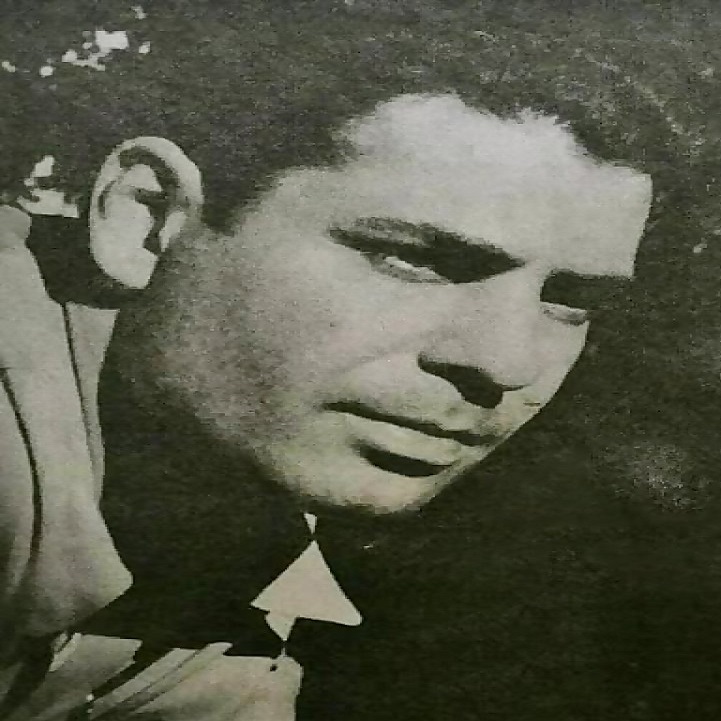 ساده است نوازش