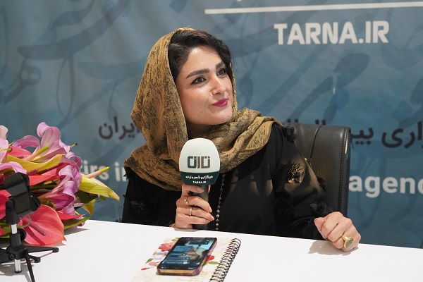 سما سرو در نمایشگاه کتاب تهران
